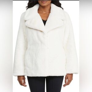 Badgley Mischka Yara Luxe Faux-Fur Coat size L color cream/white